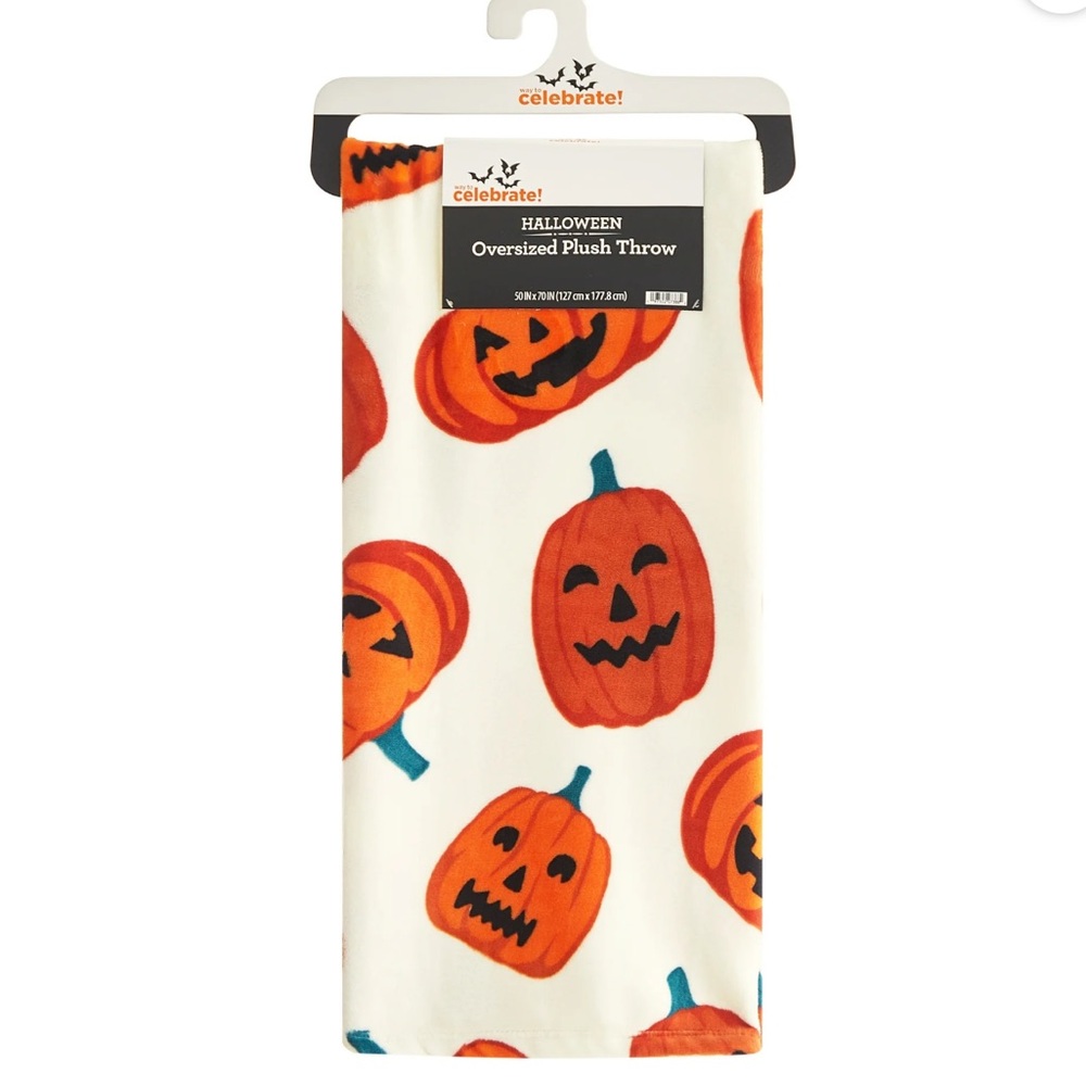 Ways to celebrate Jack o lantern print throw blanket NWT